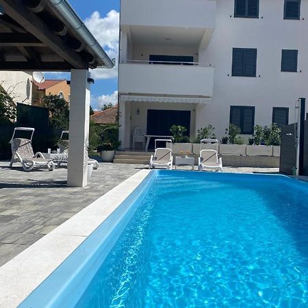 Breitling Apartments With Pool Біоград-на-Мору Екстер'єр фото